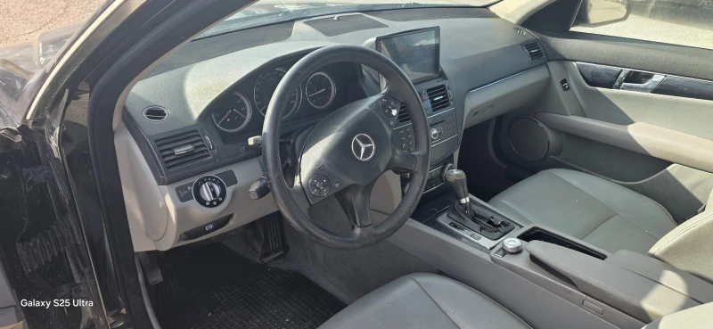 Mercedes-Benz C 220 2.2cdi, снимка 9 - Автомобили и джипове - 51946348