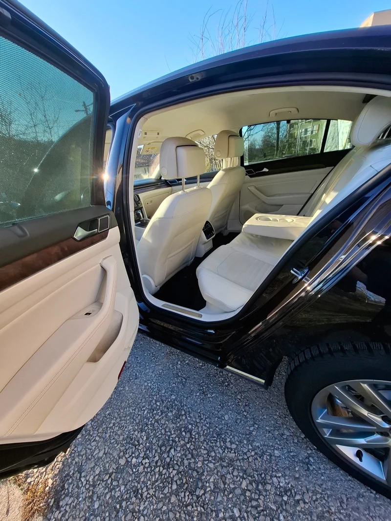 VW Passat Highline , снимка 13 - Автомобили и джипове - 52831936