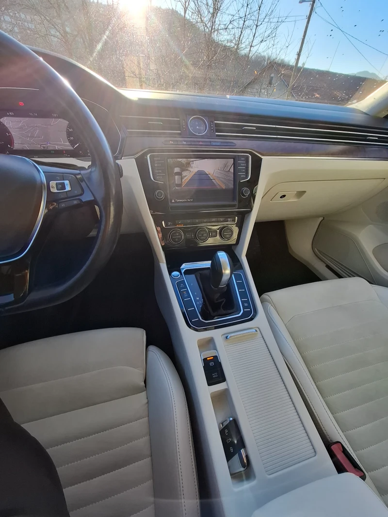 VW Passat Highline , снимка 11 - Автомобили и джипове - 52831936