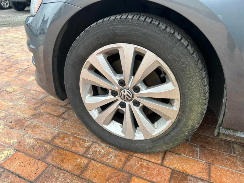 VW Golf * 5dr HB Auto 1.8 TSI * CARFAX * ЦЕНА ДО БГ, снимка 6 - Автомобили и джипове - 53042976