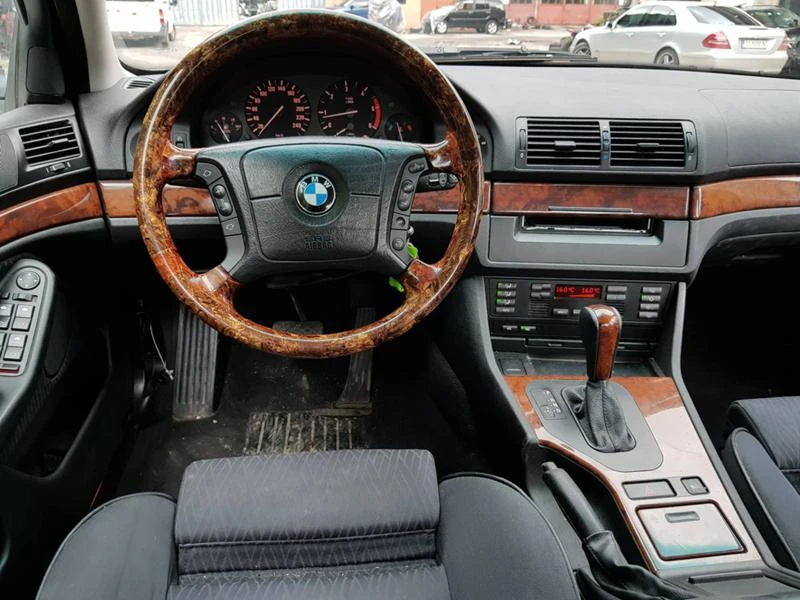 BMW 530 20бр. EXCLUSIVE 530D 193/184к.с. 525D 163к.с, снимка 17 - Автомобили и джипове - 24028516