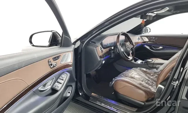 Mercedes-Benz S 560 Maybach packet 4MATIC, снимка 7 - Автомобили и джипове - 55770007