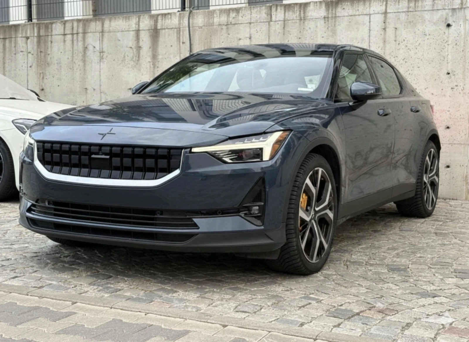 Polestar 2 4x4 Long Range Dual Motor, снимка 1