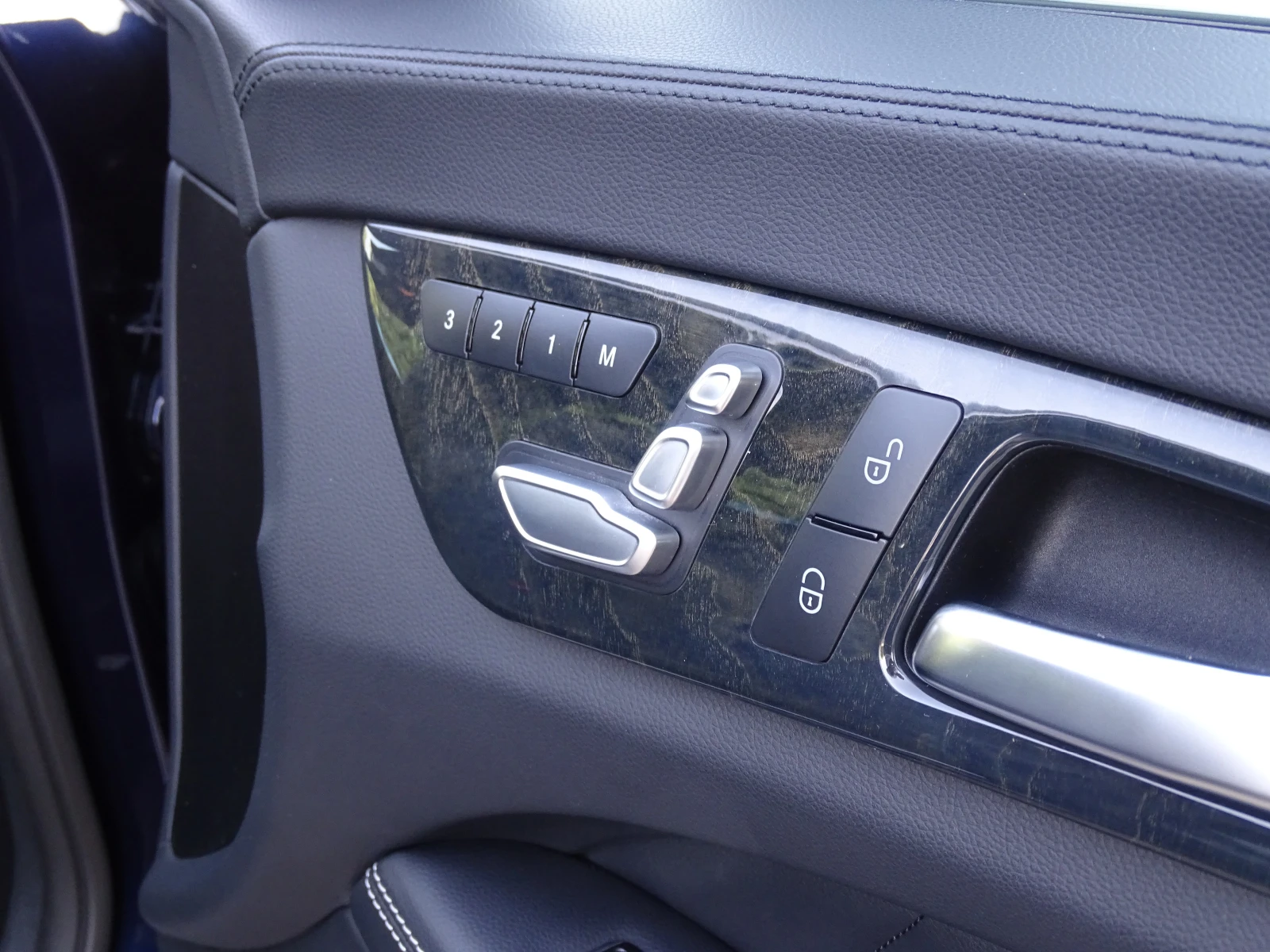 Mercedes-Benz CLS 350 d 9G, 4x4, AMG, KeyLess-Go, Apple Car Play,  | Mobile.bg   13