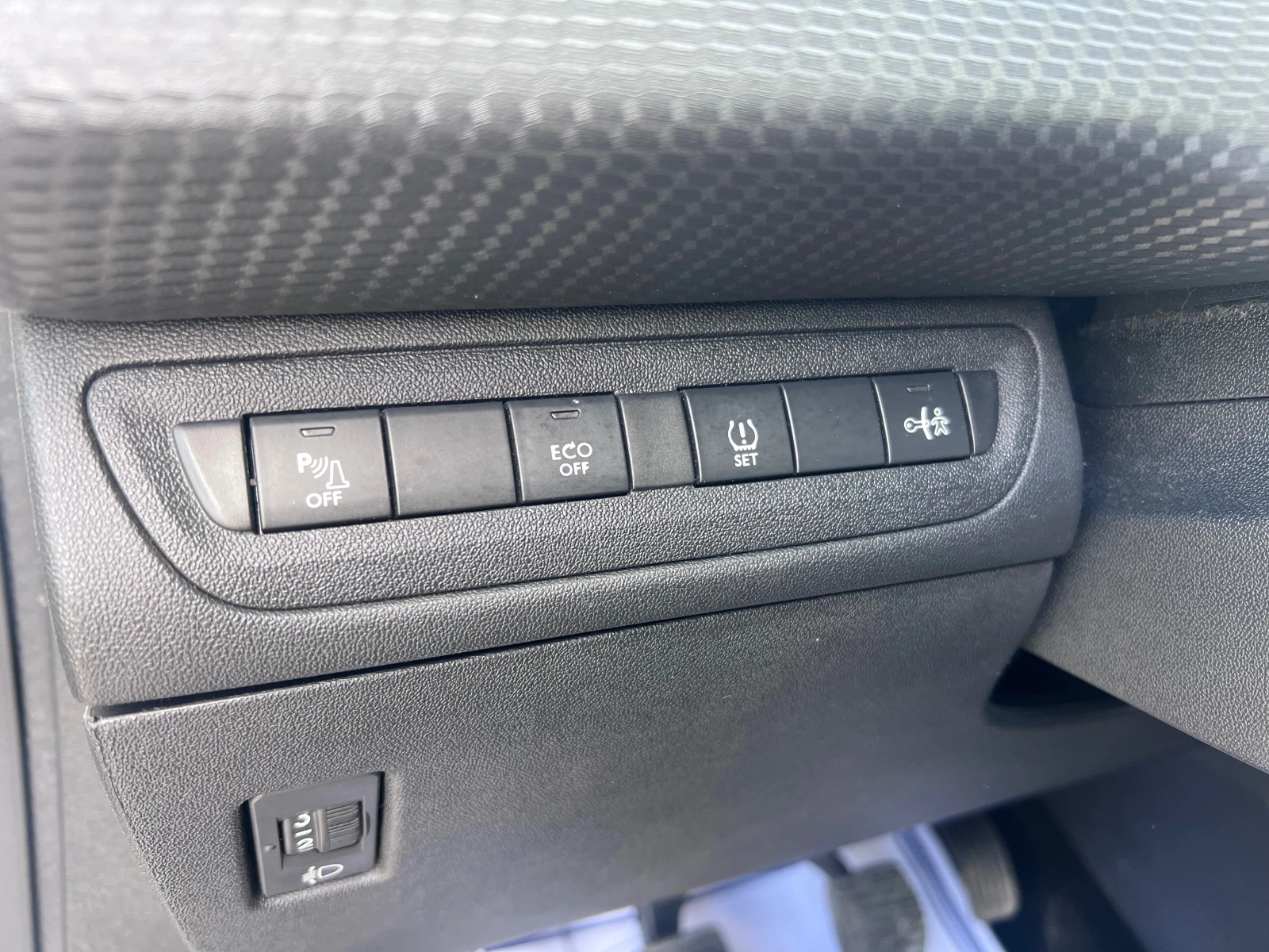 Peugeot 2008 1.6 HDI | Mobile.bg   11