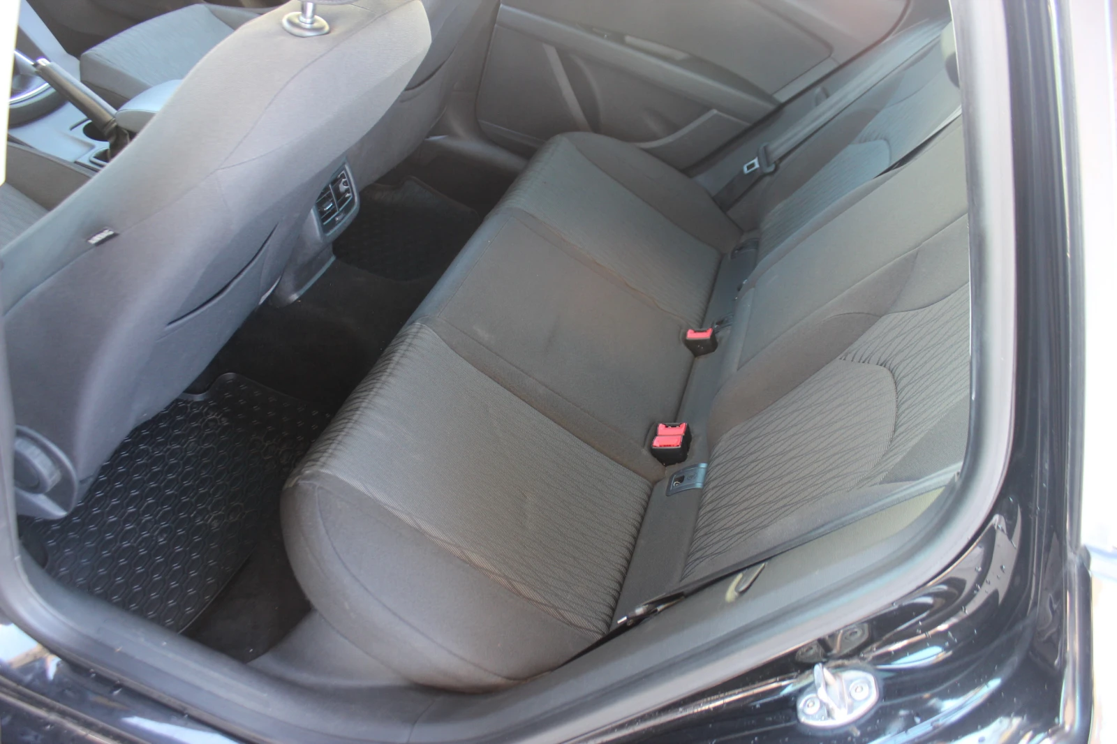 Seat Leon 1.4 TGI 110к.с. ГАЗ, БЕНЗИН, ТОП | Mobile.bg — изображение 12