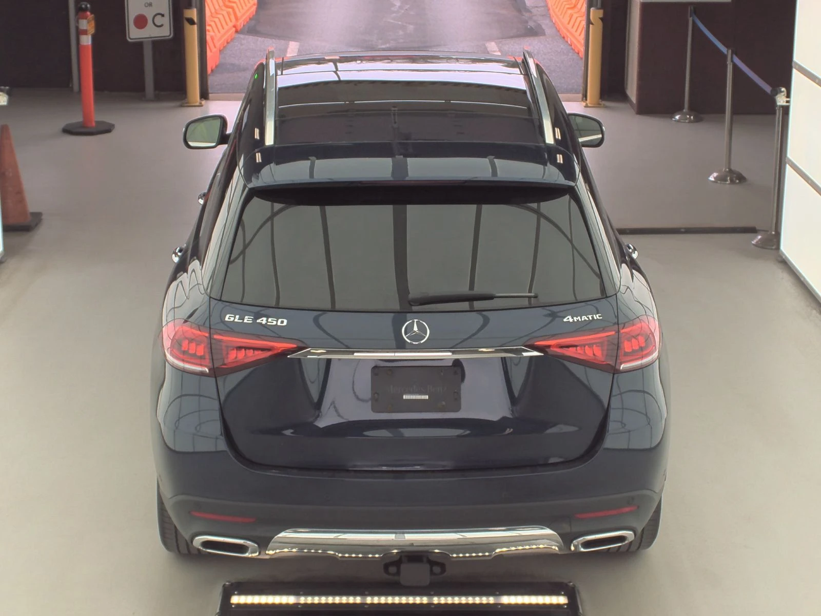 Mercedes-Benz GLE 450 BURMAISTER* Мъртва.т* Autopark* Пано - изображение 5
