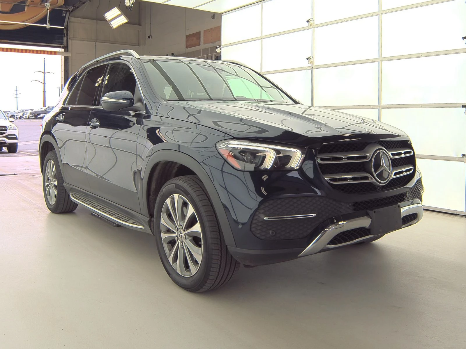 Mercedes-Benz GLE 450 BURMAISTER* Мъртва.т* Autopark* Пано - изображение 3