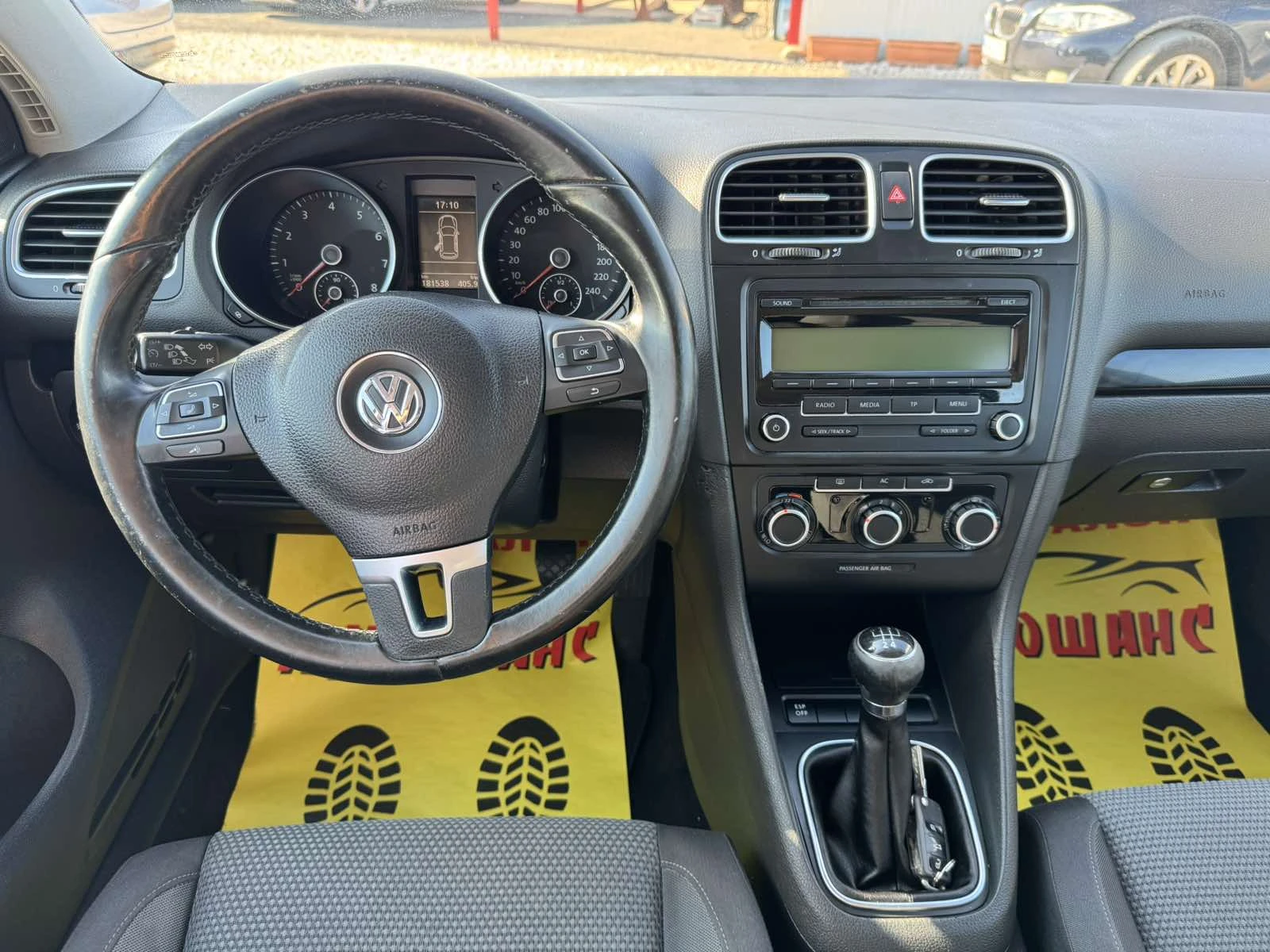 VW Golf 1.6I - изображение 10