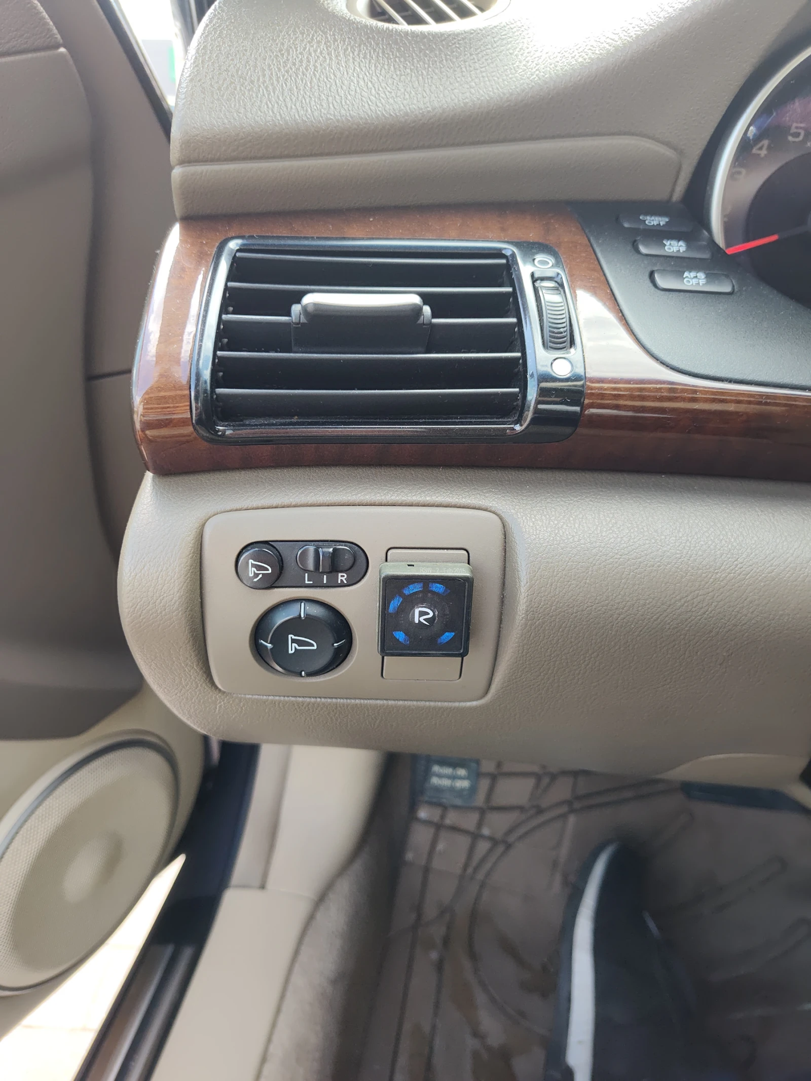 Honda Legend 3.5 - изображение 8