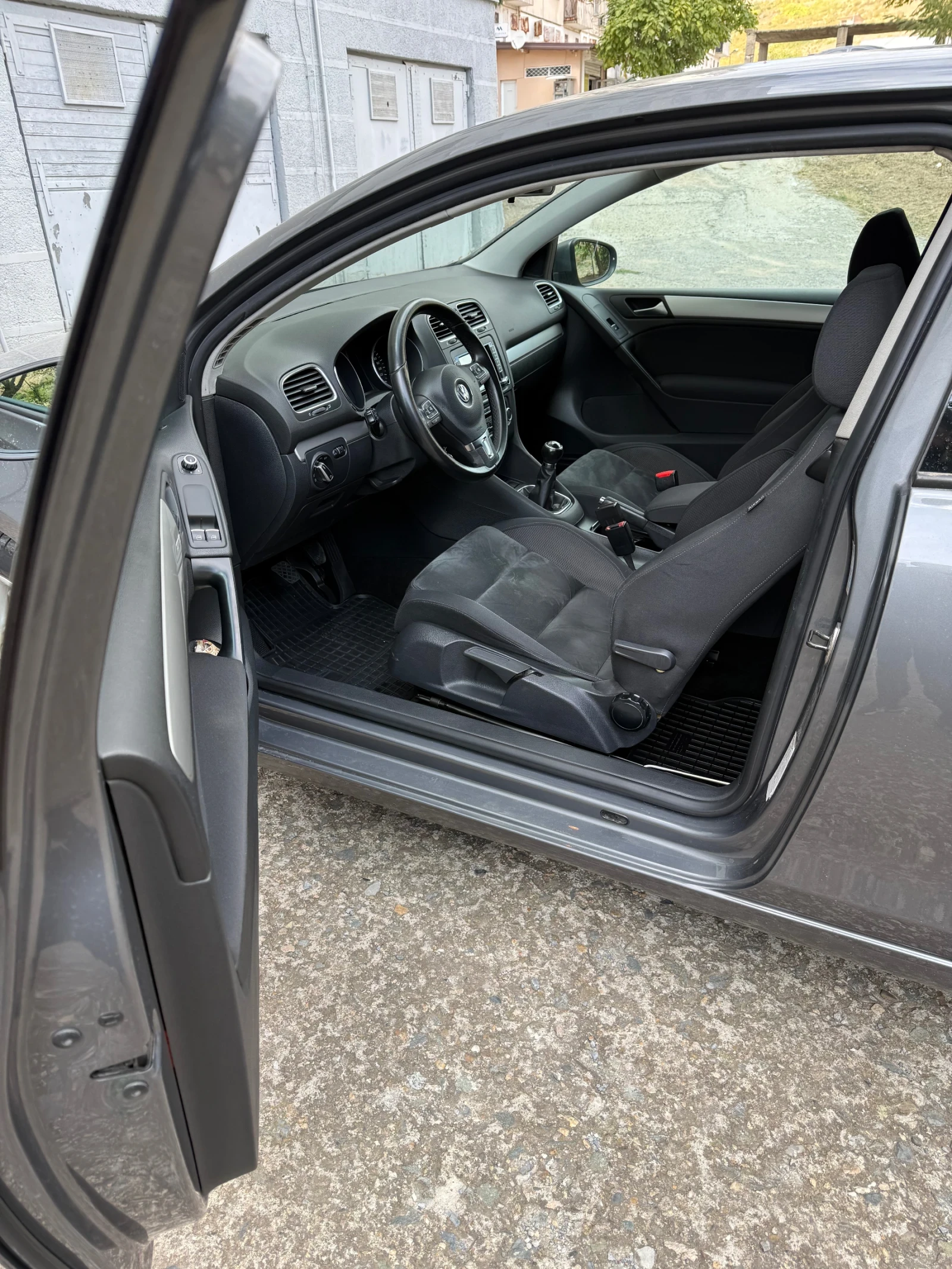 VW Golf 6 Highline 1.4 tsi 122 hp - изображение 8