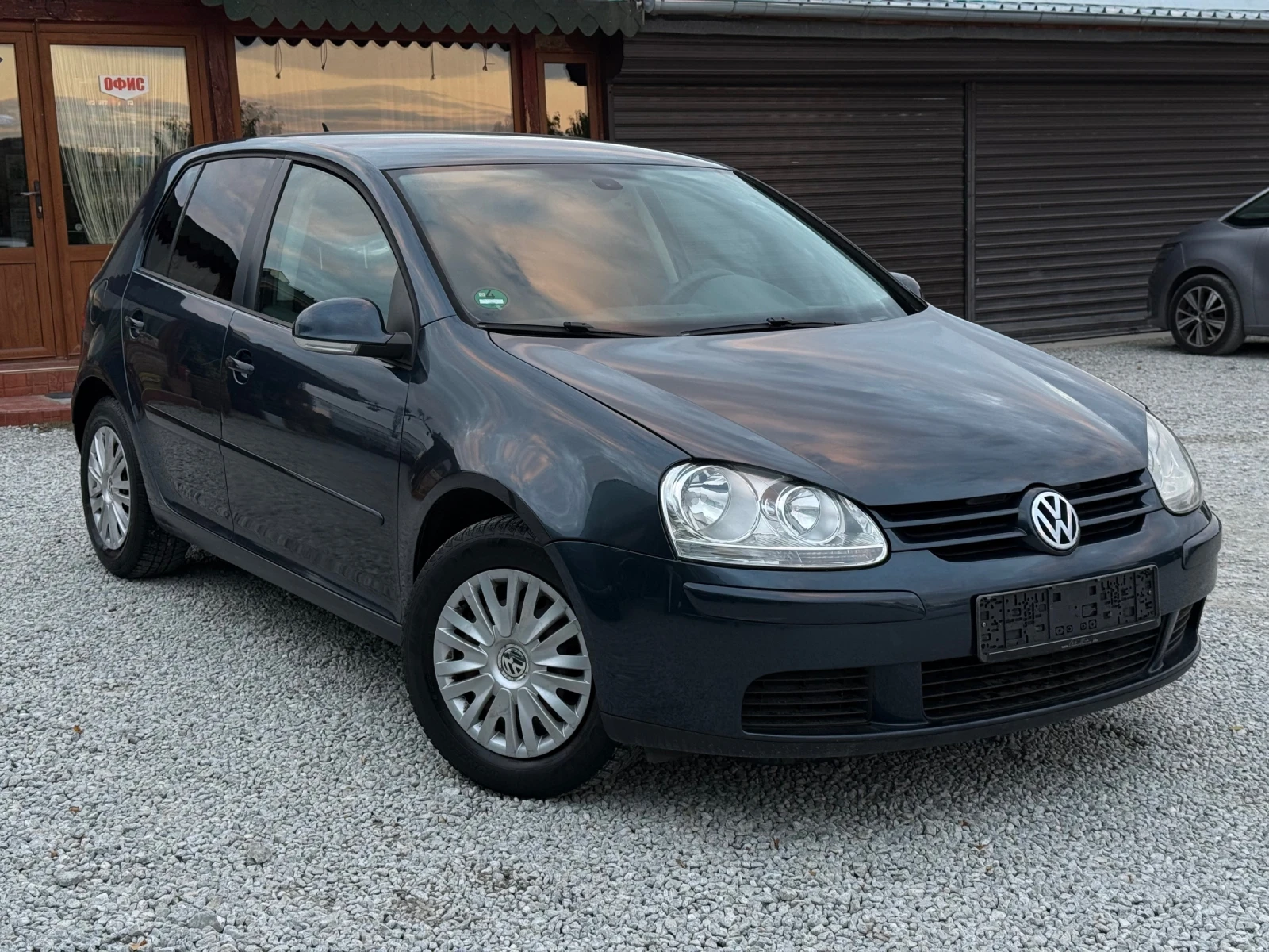 VW Golf 1.6i 102кс Нави Автопилот  - изображение 3