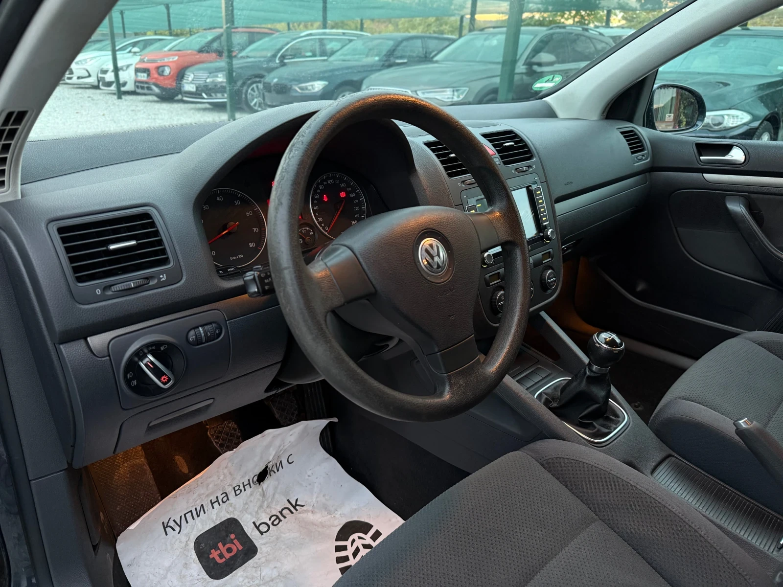 VW Golf 1.6i 102кс Нави Автопилот  - изображение 5