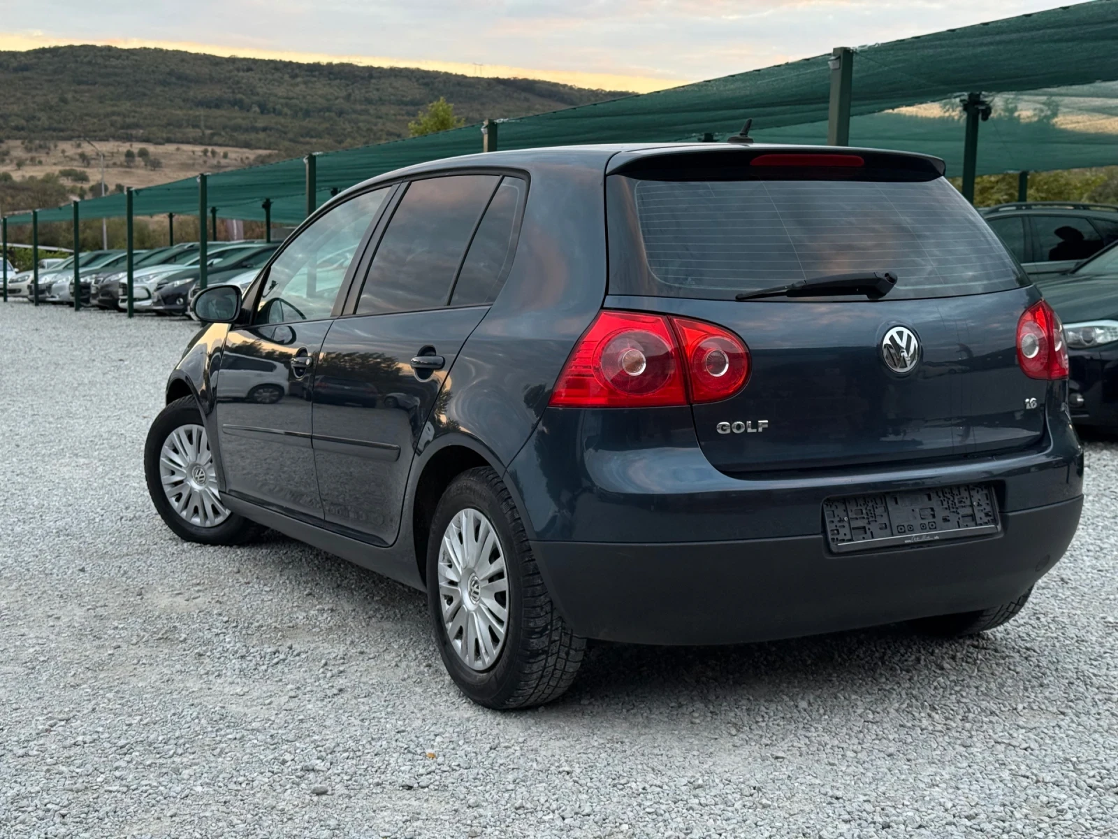 VW Golf 1.6i 102кс Нави Автопилот  - изображение 4