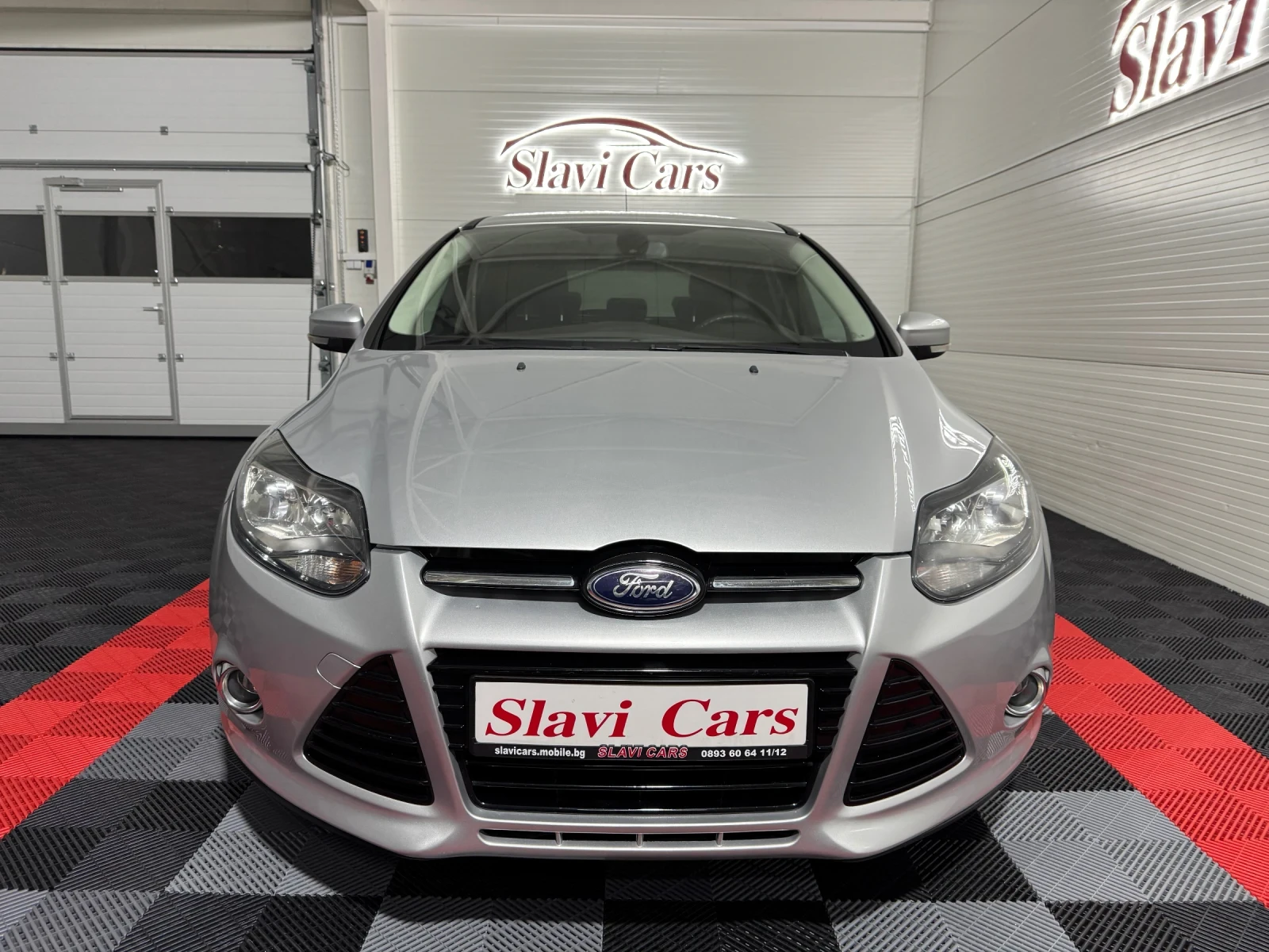 Ford Focus 1.6 TDCI INDIVIDUAL - KEYLESS - 184.000 km РЕАЛНИ! - изображение 2