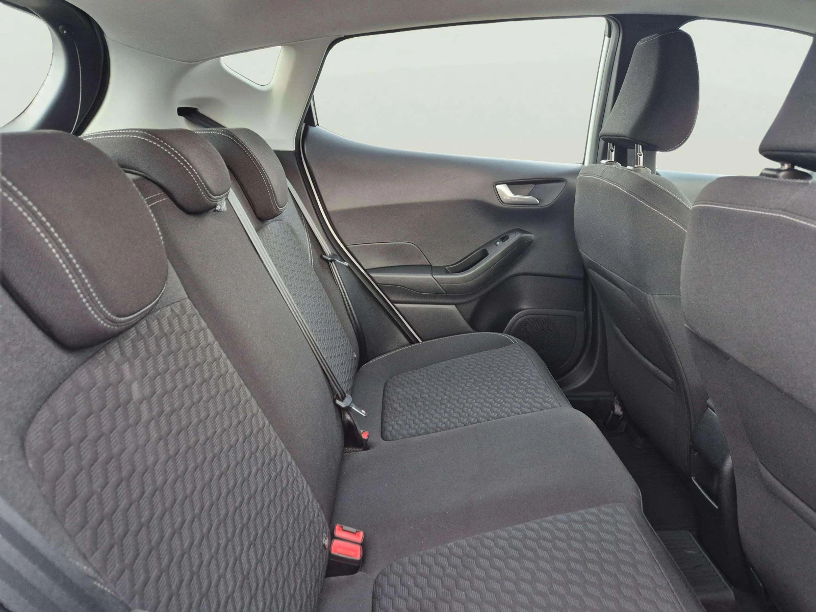 Ford Fiesta 1.0 EcoBoost - изображение 10