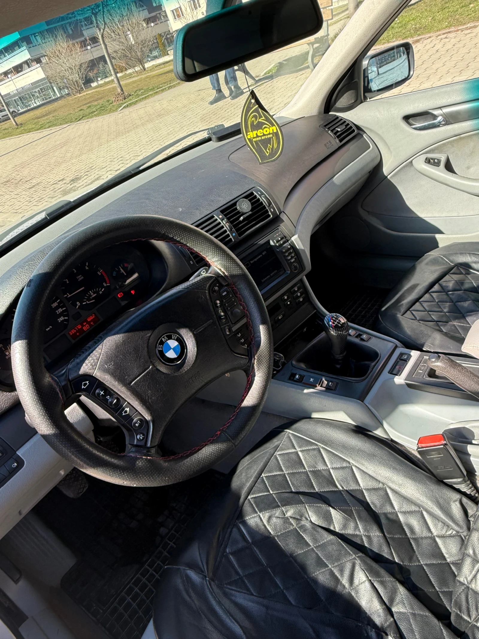 BMW 320  - изображение 10