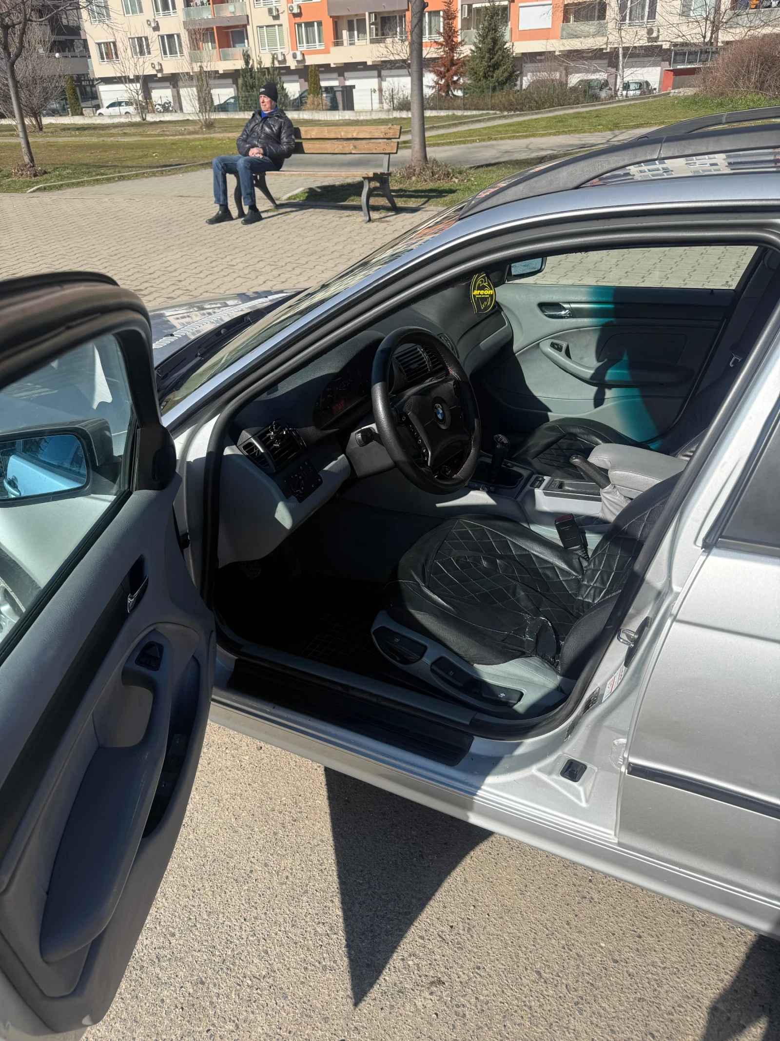 BMW 320  - изображение 8