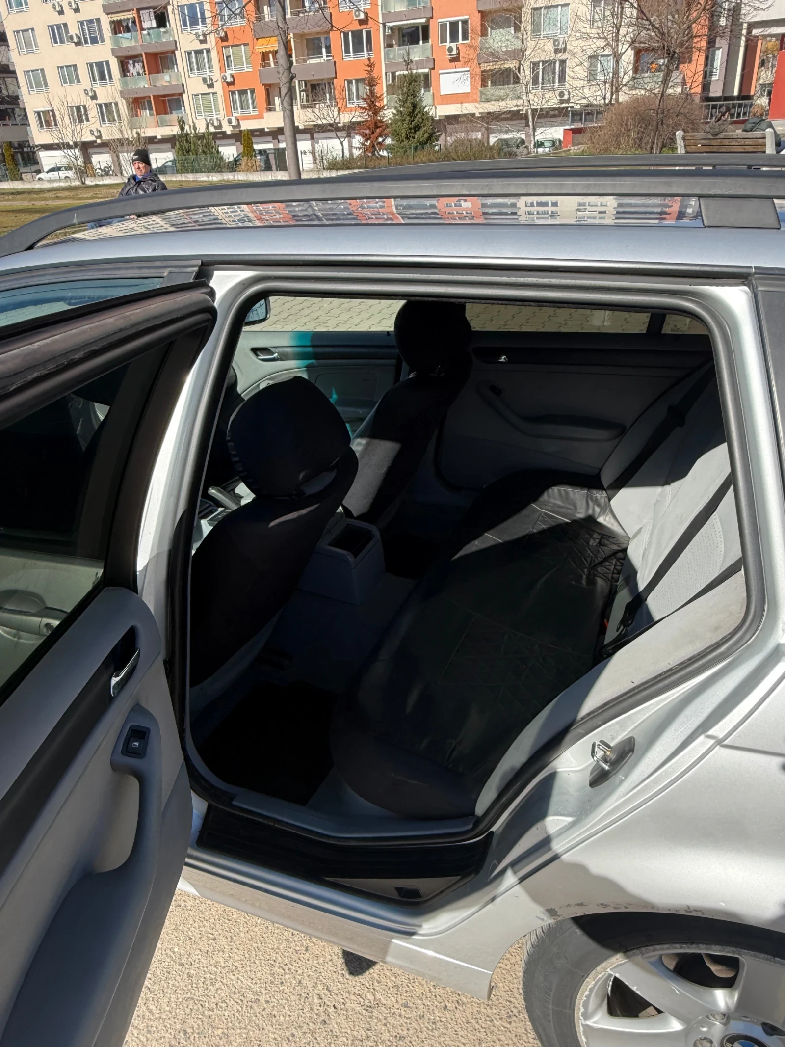 BMW 320  - изображение 9