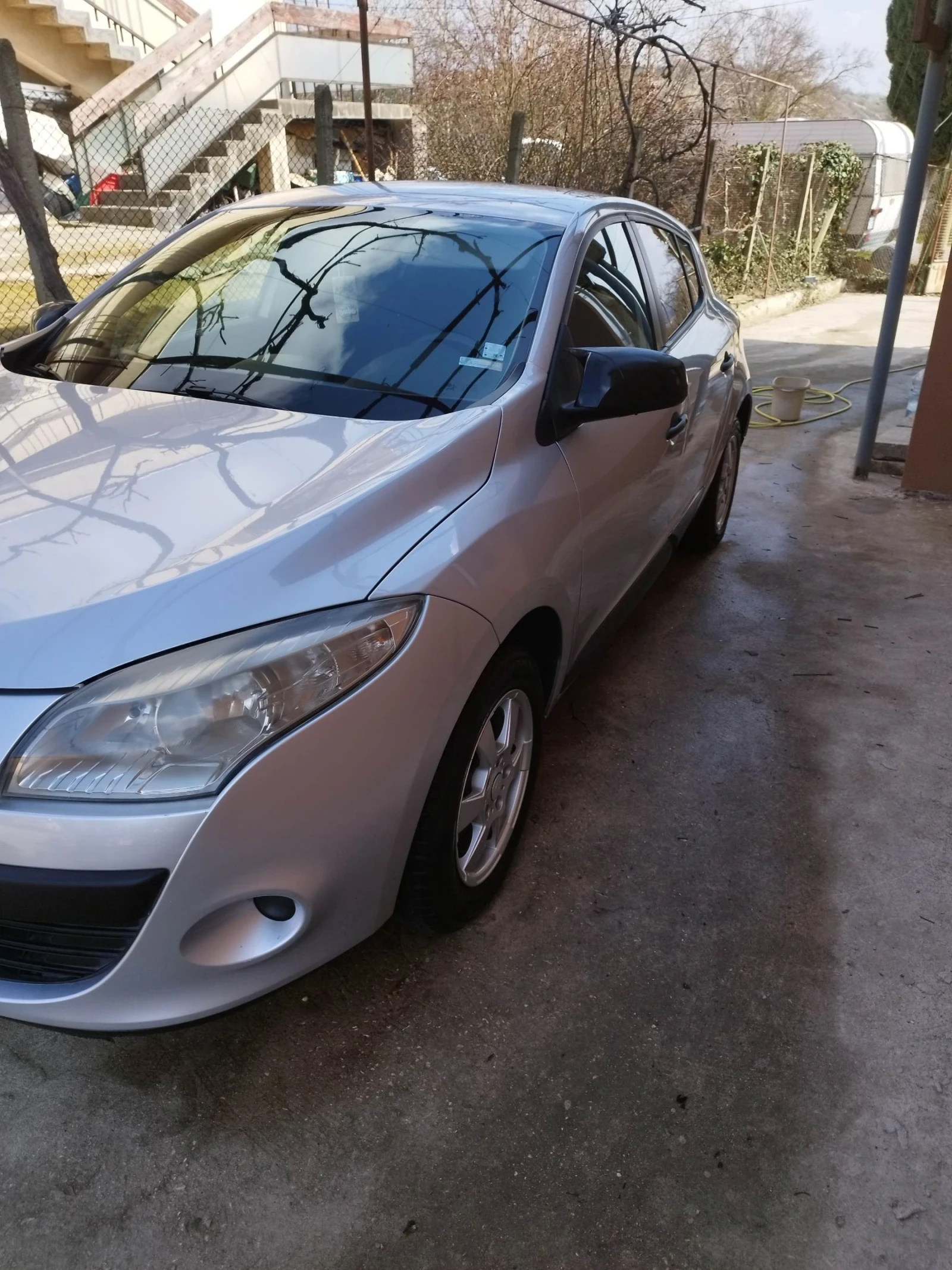 Renault Megane 3, снимка 2 - Автомобили и джипове - 53853605