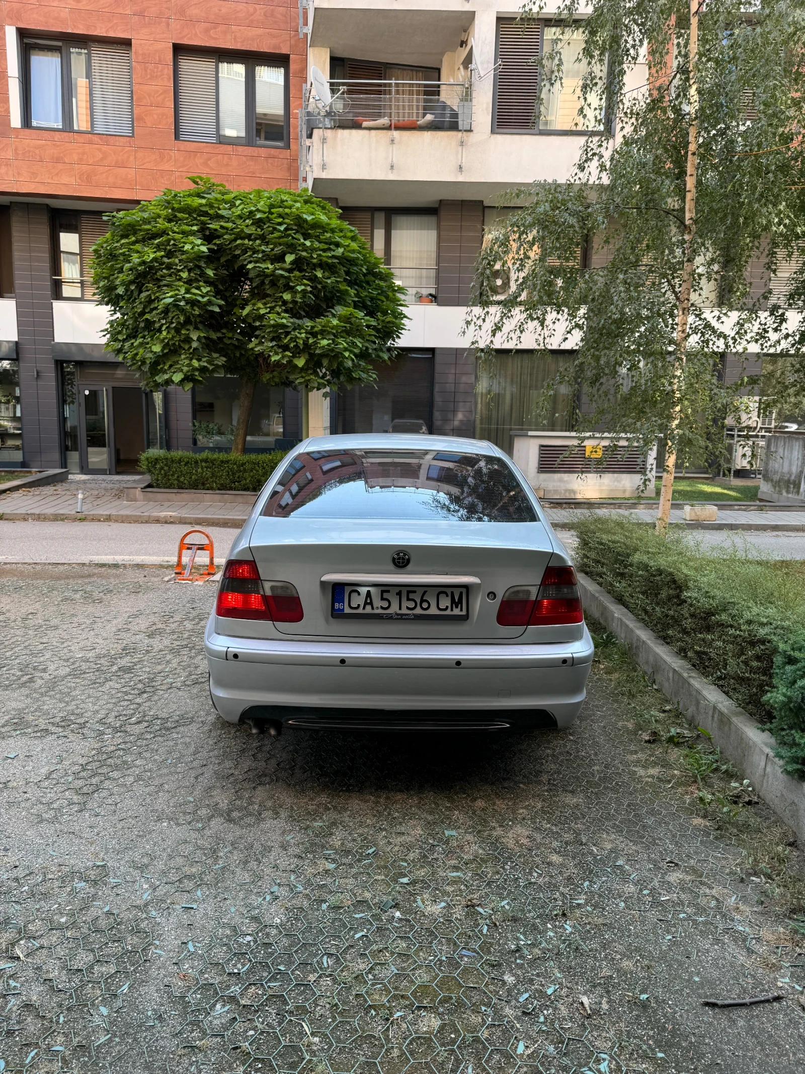 BMW 320 E46, снимка 4 - Автомобили и джипове - 54241434