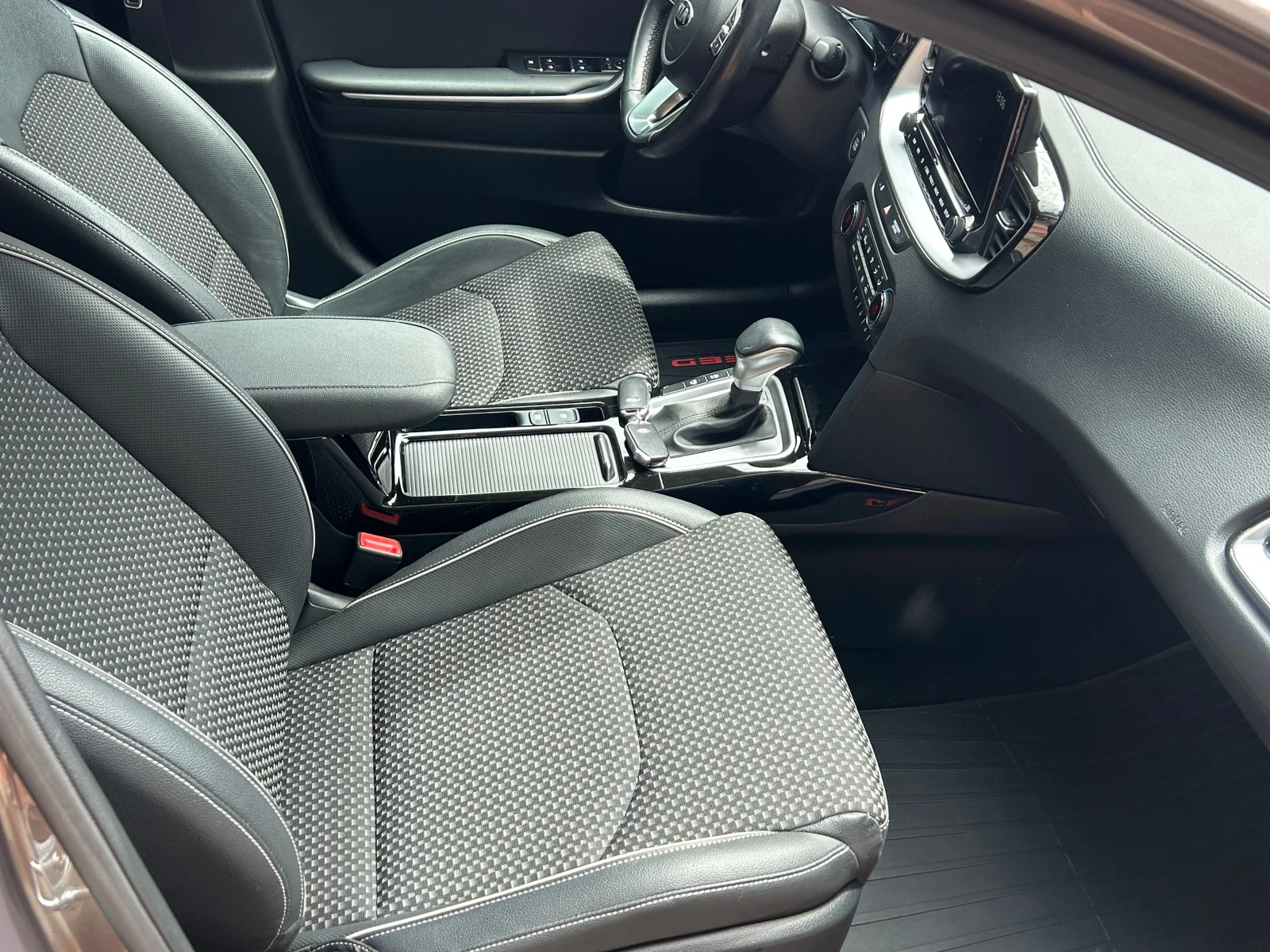 Kia Ceed 1, 6CRDI 136� | Mobile.bg � ����������� 11