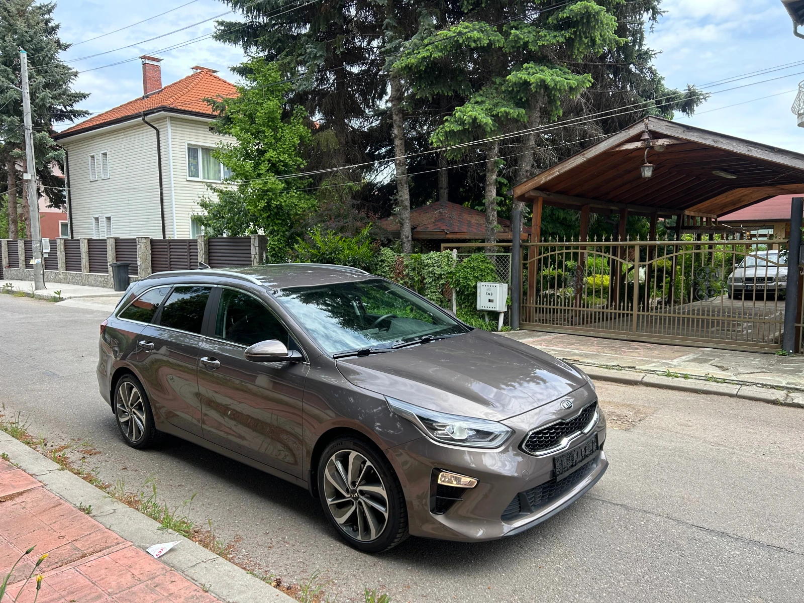 Kia Ceed 1, 6CRDI 136� | Mobile.bg � ����������� 3