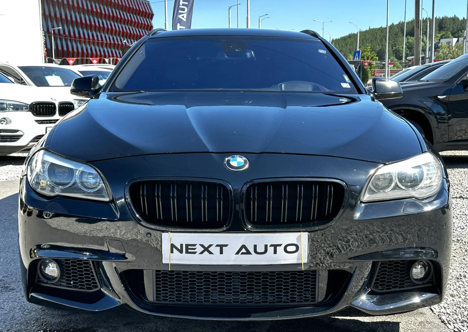 BMW 530 3.0D 258HP XDRIVE M PACK HUD LANE ASSIST, снимка 2 - Автомобили и джипове - 54915838