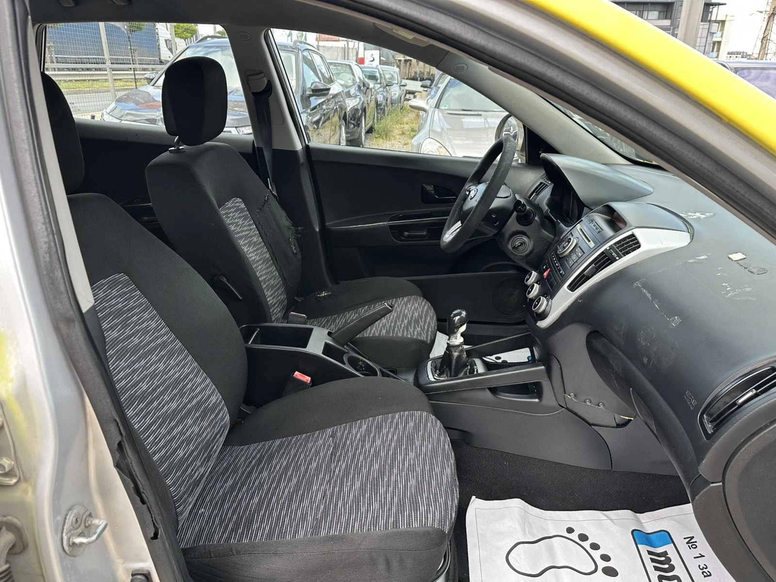Kia Ceed 1.4/16V Газ.Инж Facelift, снимка 14 - Автомобили и джипове - 54956330
