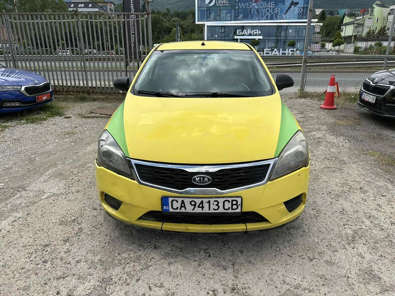 Kia Ceed 1.4/16V Газ.Инж Facelift, снимка 5 - Автомобили и джипове - 54956330