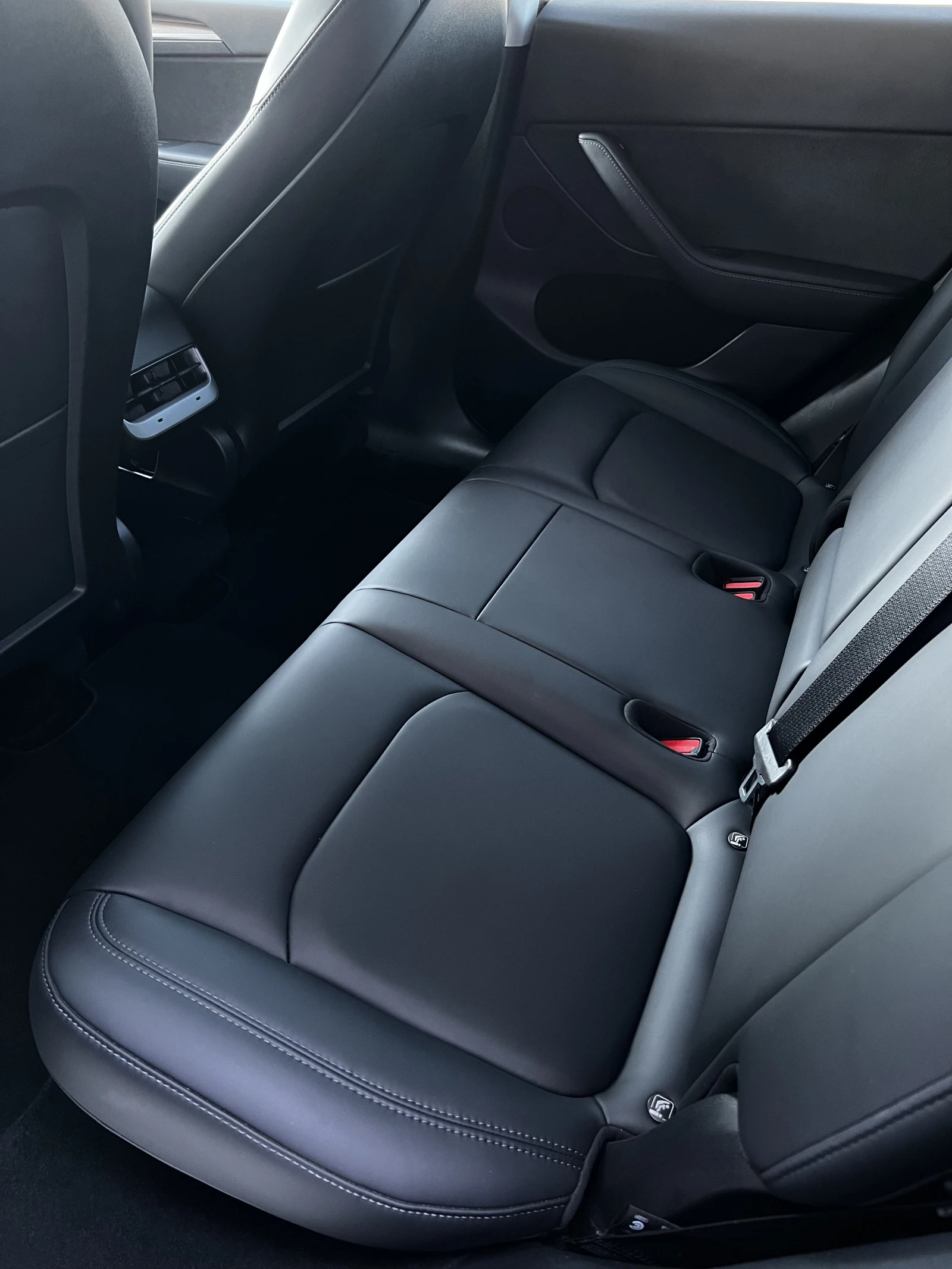 Tesla Model Y Long Range Dual AWD | Mobile.bg � ����������� 12