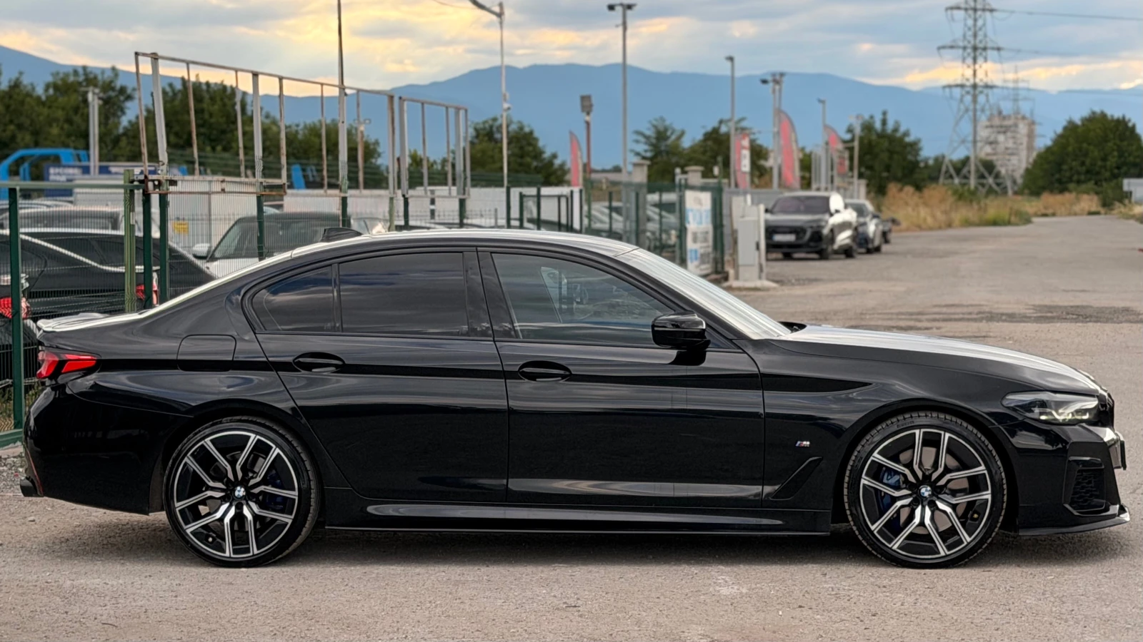 BMW 530 d= xDrive= M-performance= Face= , снимка 4 - Автомобили и джипове - 55413427
