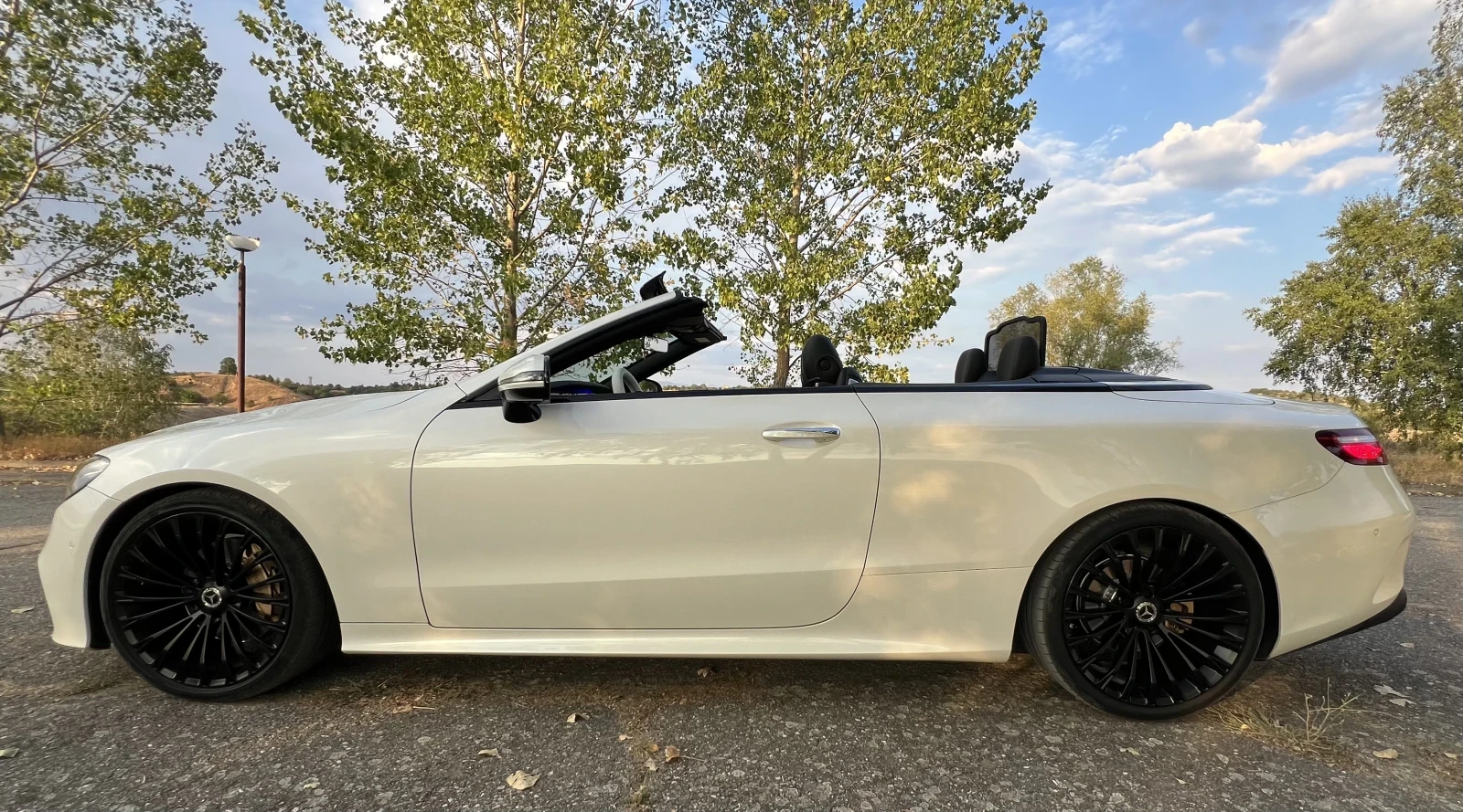 Mercedes-Benz E 220, снимка 5 - Автомобили и джипове - 56028450
