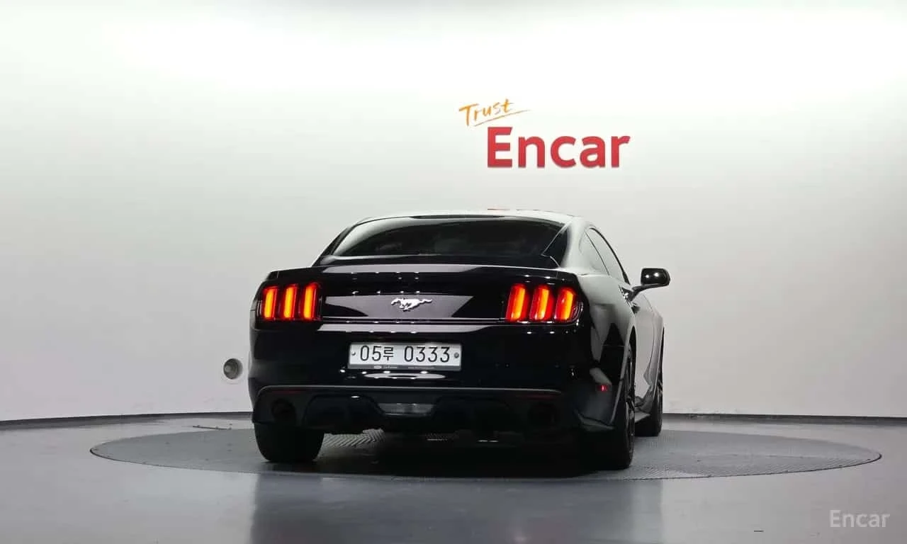 Ford Mustang Coupe | АВТОФИНАНСИРАНЕ БЕЗ ПЪРВОНАЧАЛНА ВНОСКА, снимка 4 - Автомобили и джипове - 56239348