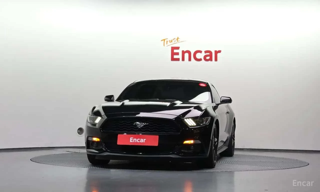 Ford Mustang Coupe | АВТОФИНАНСИРАНЕ БЕЗ ПЪРВОНАЧАЛНА ВНОСКА, снимка 3 - Автомобили и джипове - 56239348