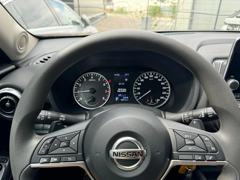 Nissan Juke Acenta, 1.0 DIG-T НОВ, снимка 9 - Автомобили и джипове - 46883668