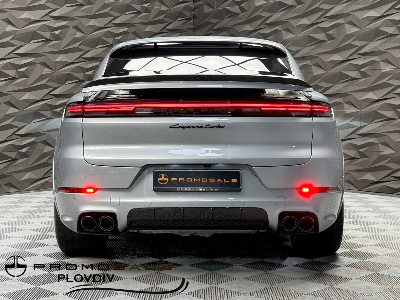 Porsche Cayenne Turbo E-hybrid* Dual display* Pano* Full, снимка 4 - Автомобили и джипове - 50289639