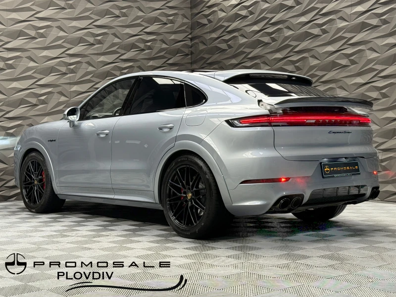 Porsche Cayenne Turbo E-hybrid* Dual display* Pano* Full, снимка 3 - Автомобили и джипове - 50289639