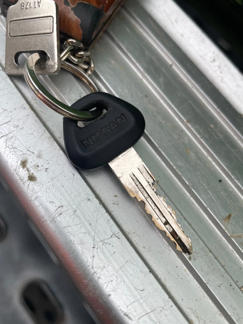 Nissan Patrol Y60, снимка 3 - Автомобили и джипове - 52656111