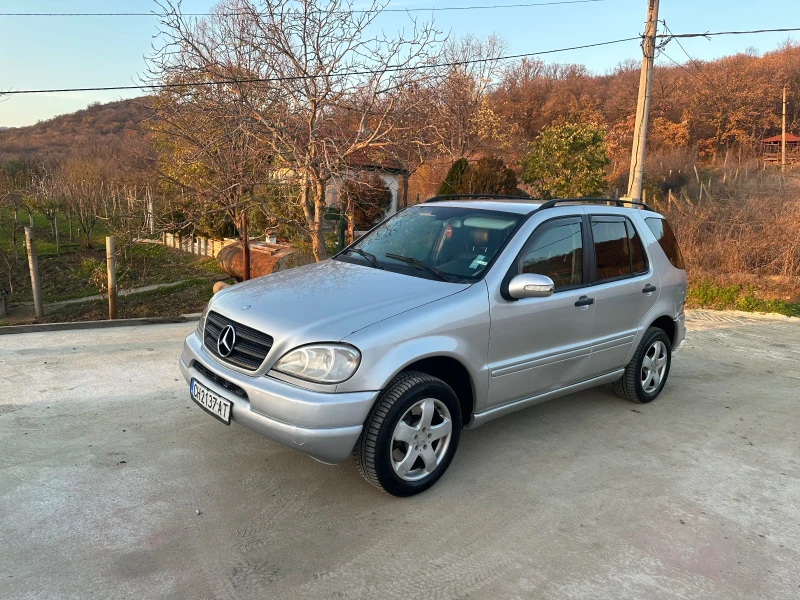 Mercedes-Benz ML 270, снимка 2 - Автомобили и джипове - 52803846