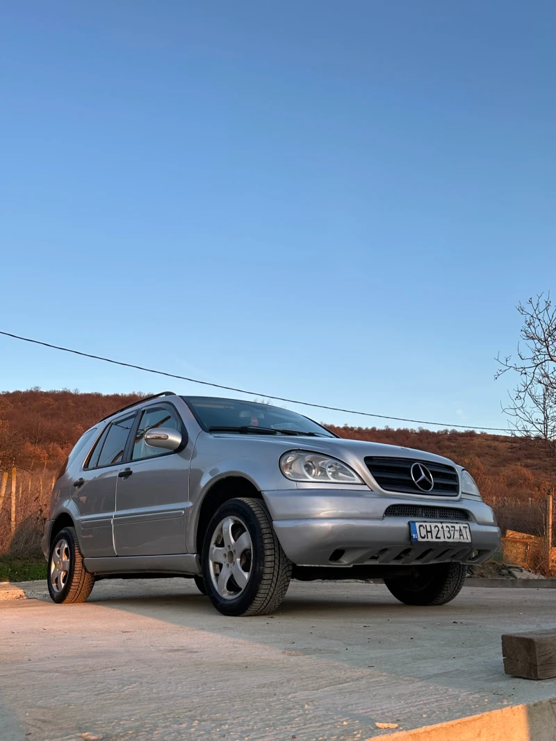 Mercedes-Benz ML 270, снимка 6 - Автомобили и джипове - 52803846