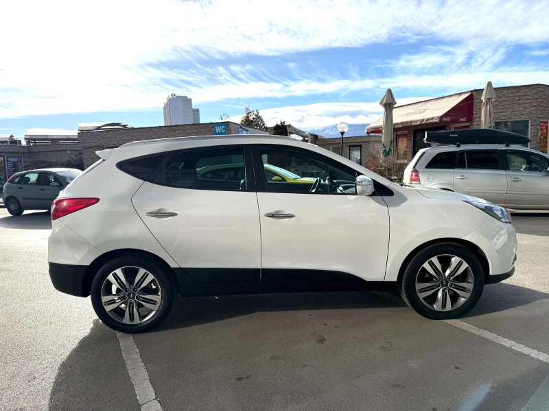 Hyundai IX35 6 МЕСЕЦА ГАРАНЦИЯ/2.0CRDI 184к.с. 4х4 Автоматик, снимка 6 - Автомобили и джипове - 52965531