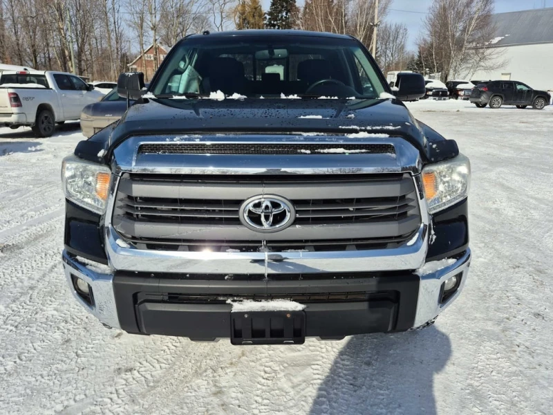 Toyota Tundra * 4WD Double Cab 146" 5.7L SR * CARFAX * , снимка 3 - Автомобили и джипове - 53400080