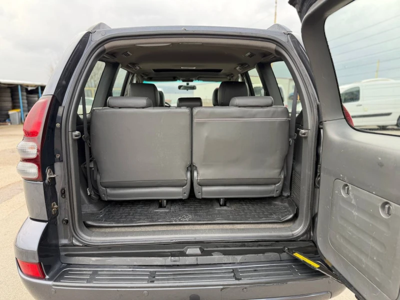 Toyota Land cruiser 3.0 D-4D NAVI 8 МЕСТА, снимка 16 - Автомобили и джипове - 53485265