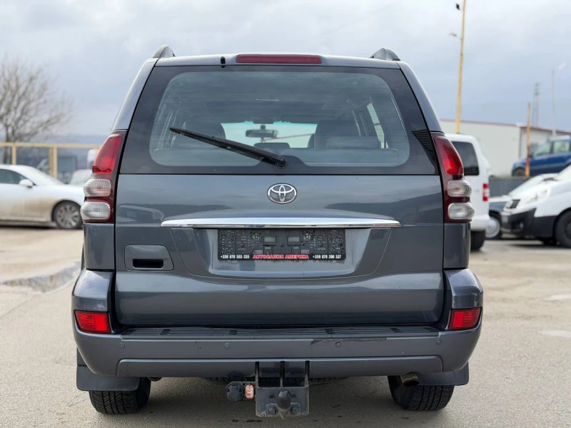 Toyota Land cruiser 3.0 D-4D NAVI 8 МЕСТА, снимка 5 - Автомобили и джипове - 53485265