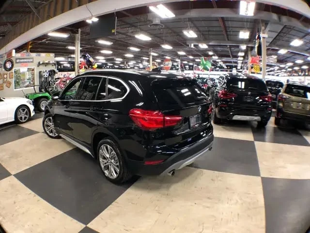 BMW X1 * xDrive * PANORAMA * HUD * HARMAN KARDON * 360 *  | Mobile.bg � ����������� 4
