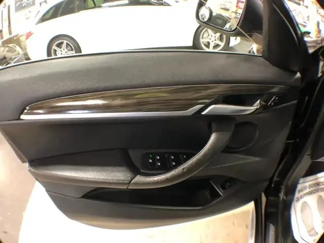 BMW X1 * xDrive * PANORAMA * HUD * HARMAN KARDON * 360 *  | Mobile.bg � ����������� 13