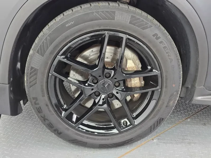 Mercedes-Benz GLC 220 D 4Matic Coupe, снимка 5 - Автомобили и джипове - 55799916