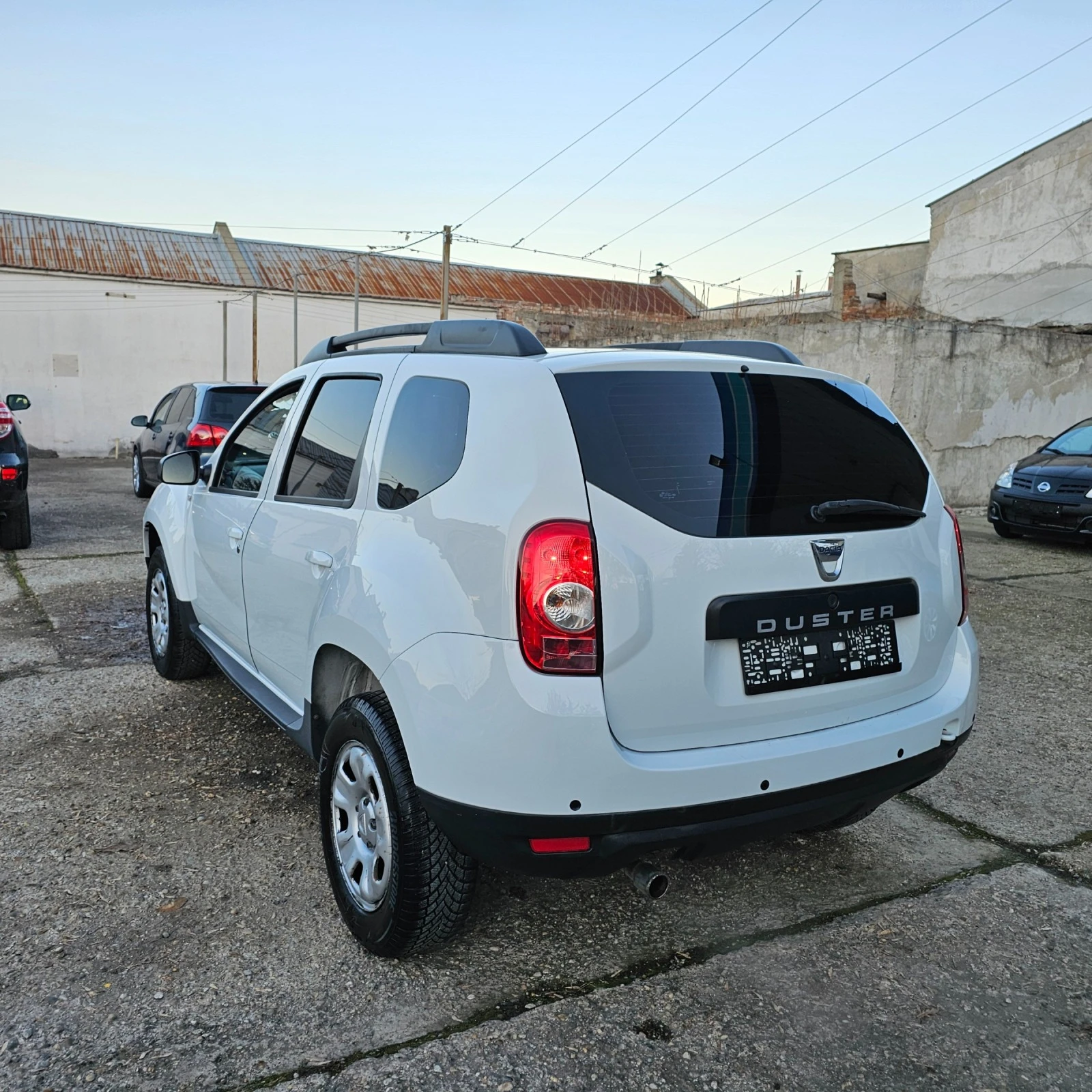 Dacia Duster 1.6i GAZ - изображение 5