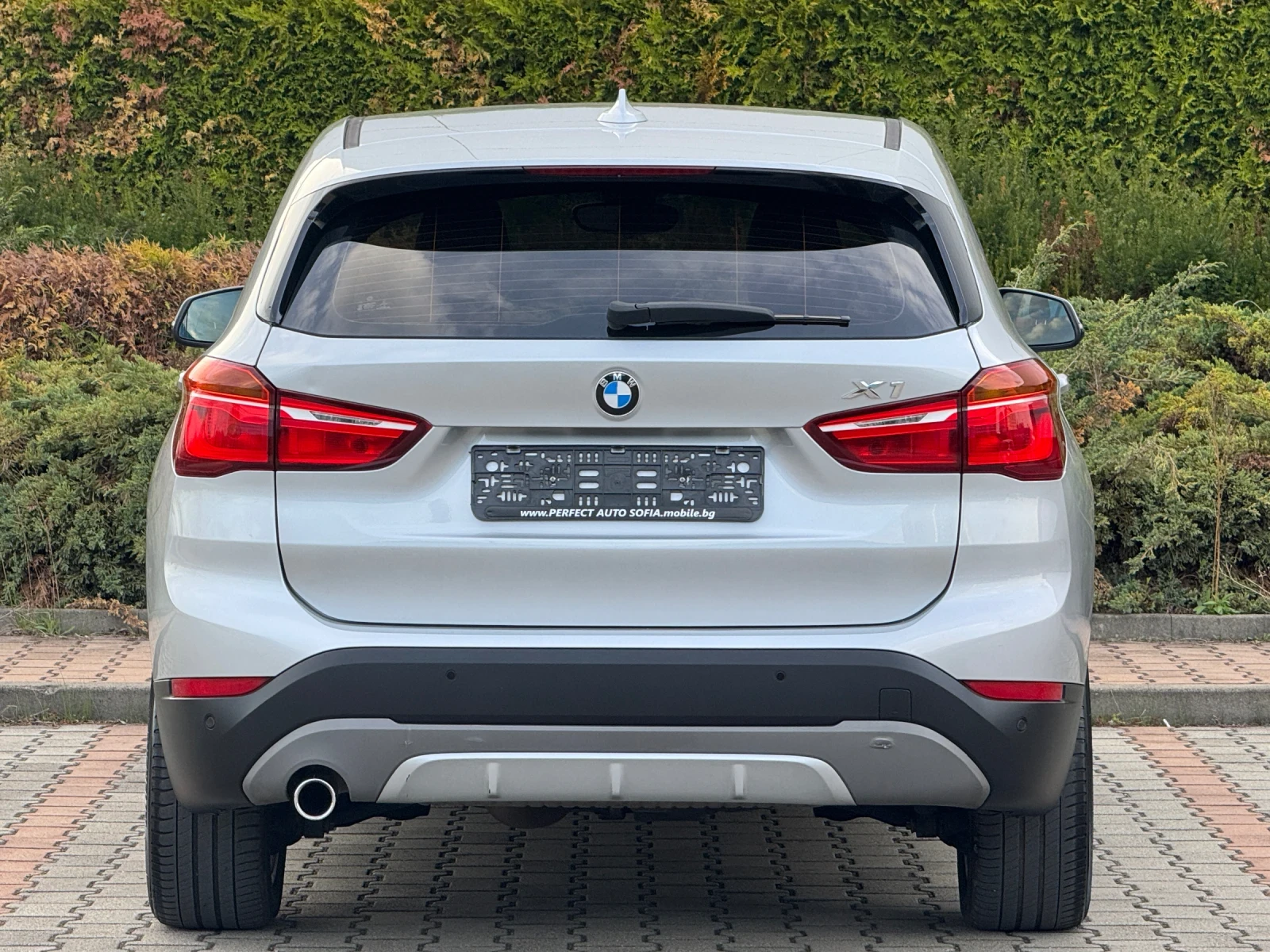 BMW X1 2.0Xdrive-АВТОМАТ-LED-РЕКАРО-180Х.КМ-УНИКАЛНА-НОВА - изображение 4